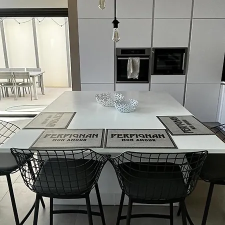 Maison Moderne Proche Plages 빌라 *